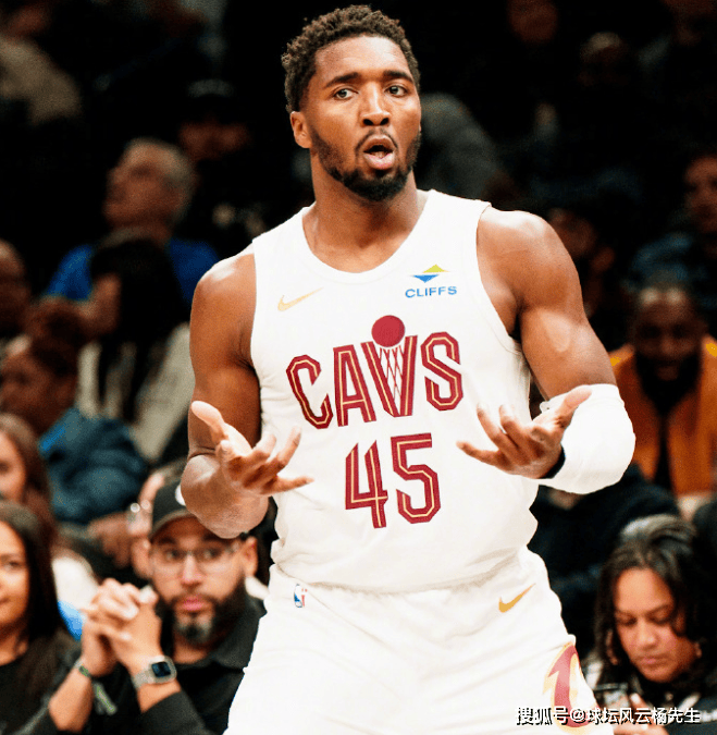 四川队逆转篮网，米切尔统治全场