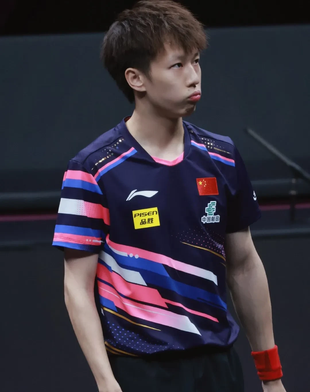 中国队轻取瑞典队，林高远点燃赛场