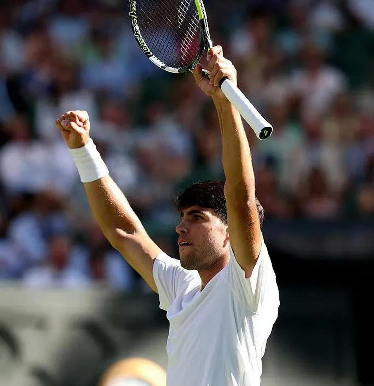 ATP总决赛翻盘温网，阿尔卡拉斯点燃赛场