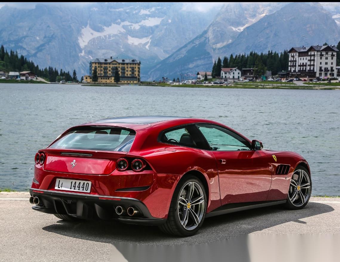 法拉利完胜阿斯顿马丁,塞恩斯惊艳四座 法拉利完胜阿斯顿马丁,塞恩斯惊艳四座